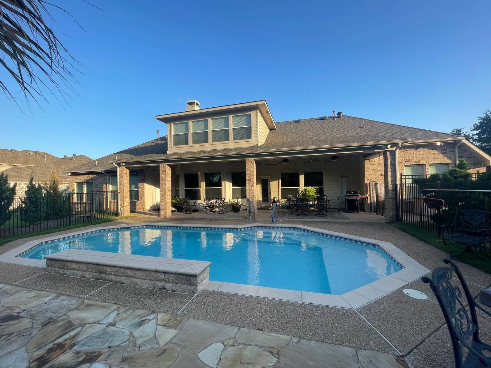 Modern Roof Makeover Enhances Home Protection
