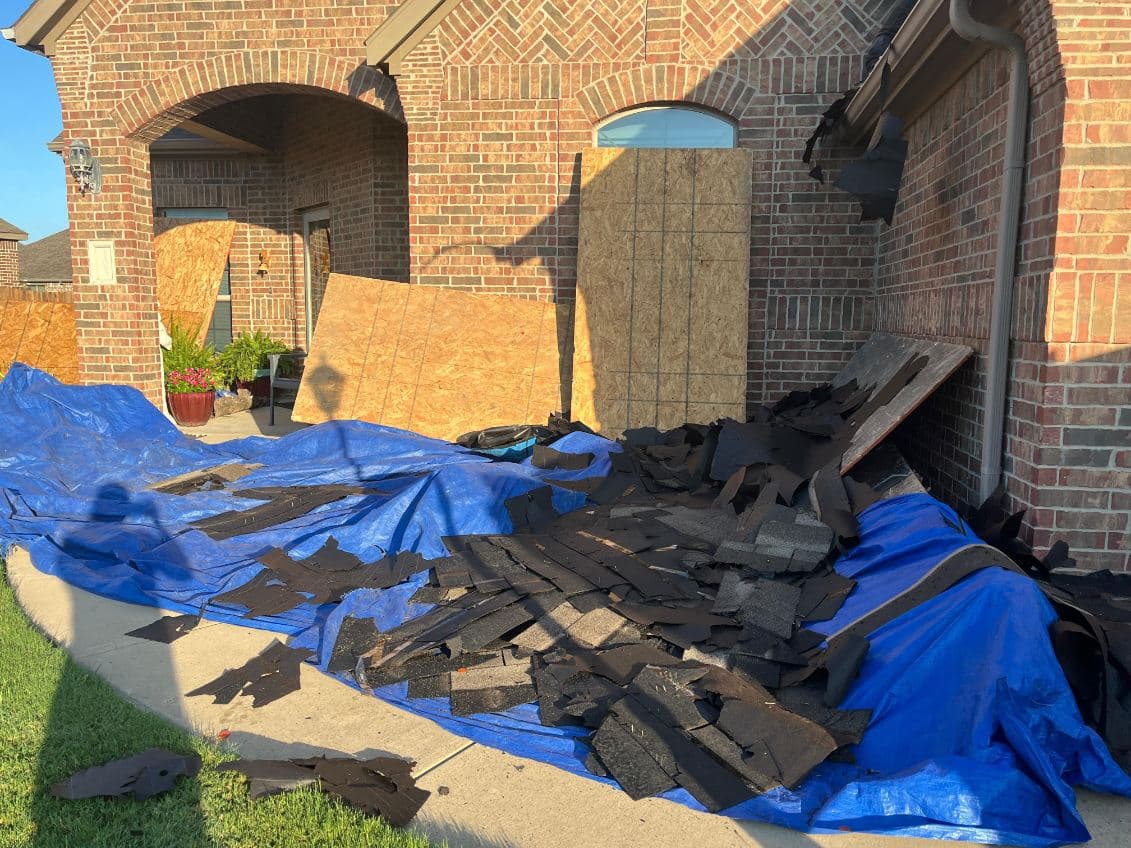 Gallery photos for Careful Roof Replacement with Protective Measures: Image #1