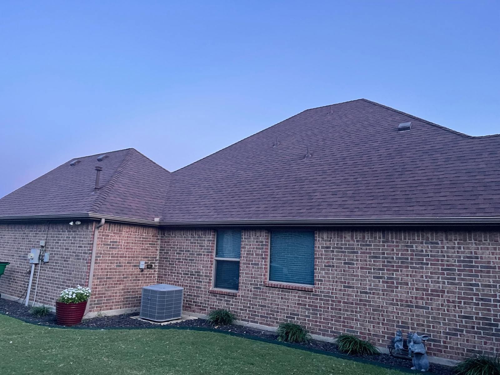 Gallery photos for Stunning Shingle and Ridge Upgrade: Image #2